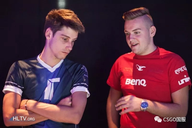 Perkz更新推特放出19年G2五人组合照，并配文： 训练赛进展顺利，等不及LEC了。